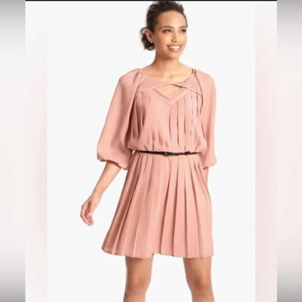 Jessica Simpson Blush Pink Pleated Mini Dress - 10 ✨🌸